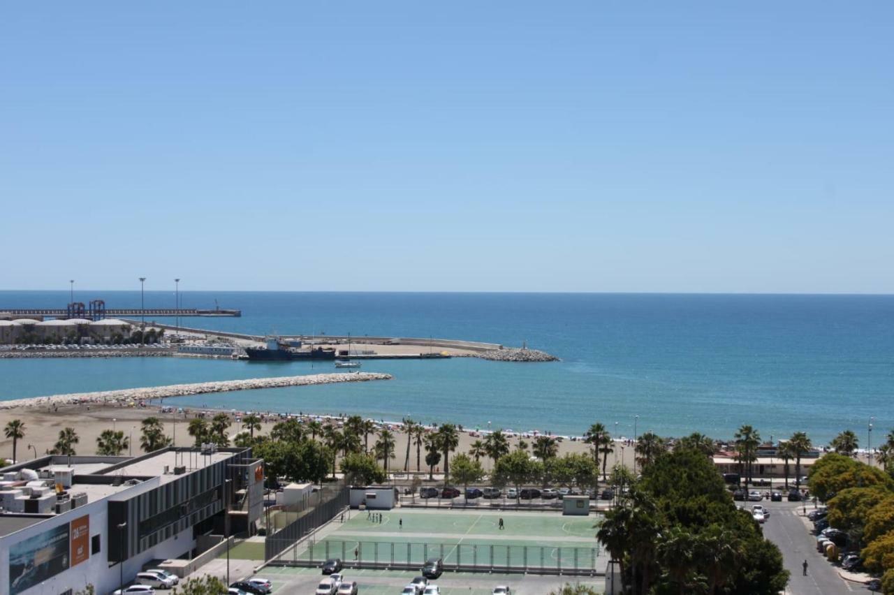 Apartamento Plaza Reina Apartment Málaga Exterior foto